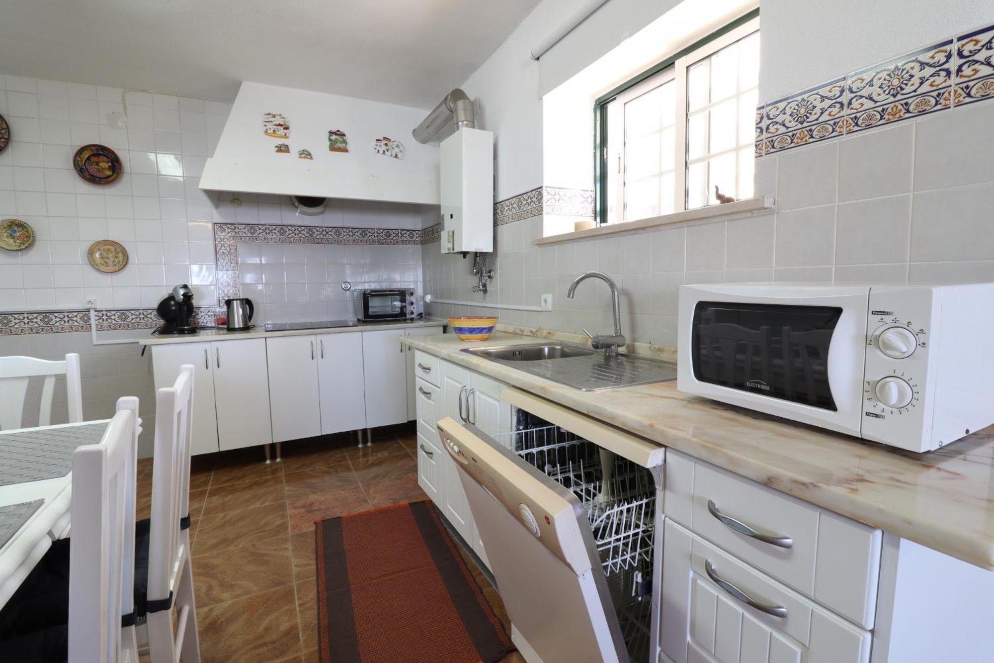 Beguest Lagoon House Nadadouro Экстерьер фото